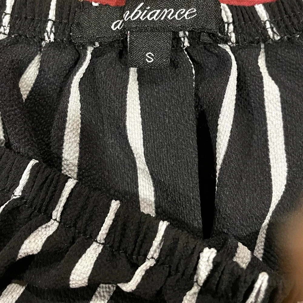 Small Romper - Picture 4 of 5